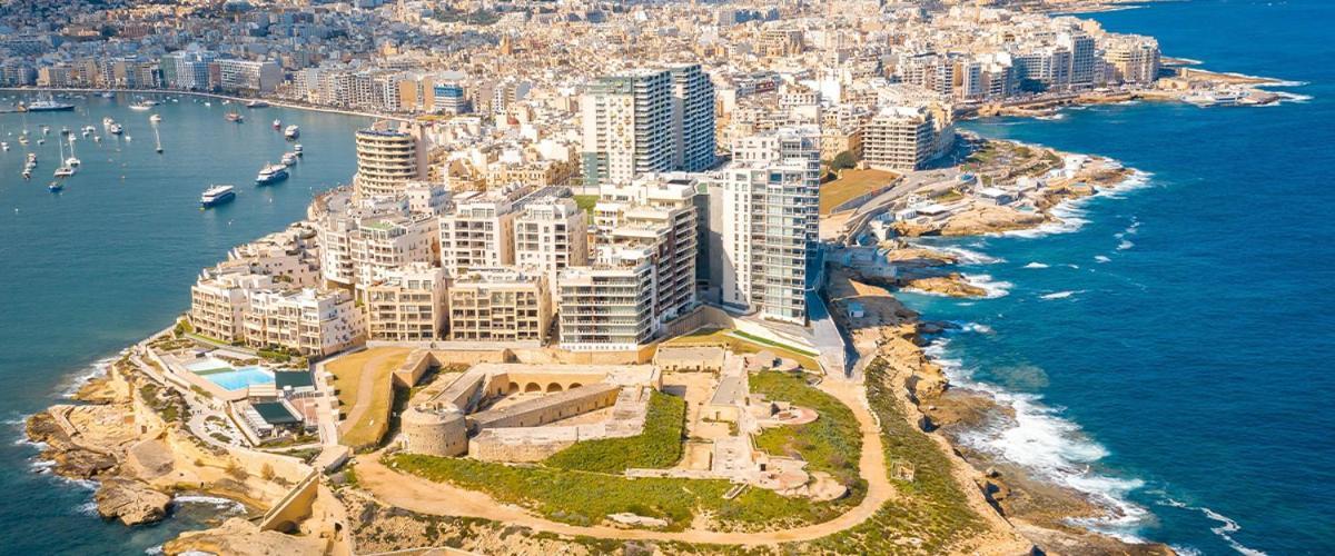 Exceptional 3-Bedroom Apartment, Sliema - Tigne Point! Esterno foto