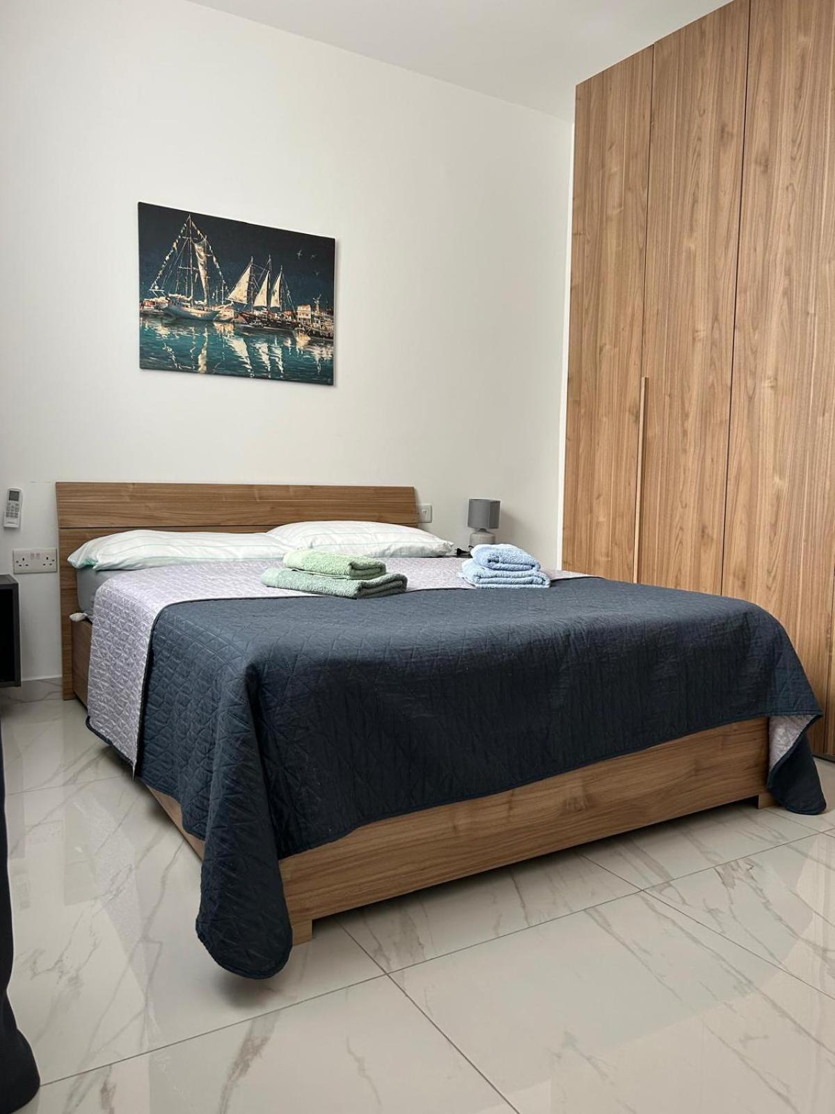 Exceptional 3-Bedroom Apartment, Sliema - Tigne Point! Esterno foto