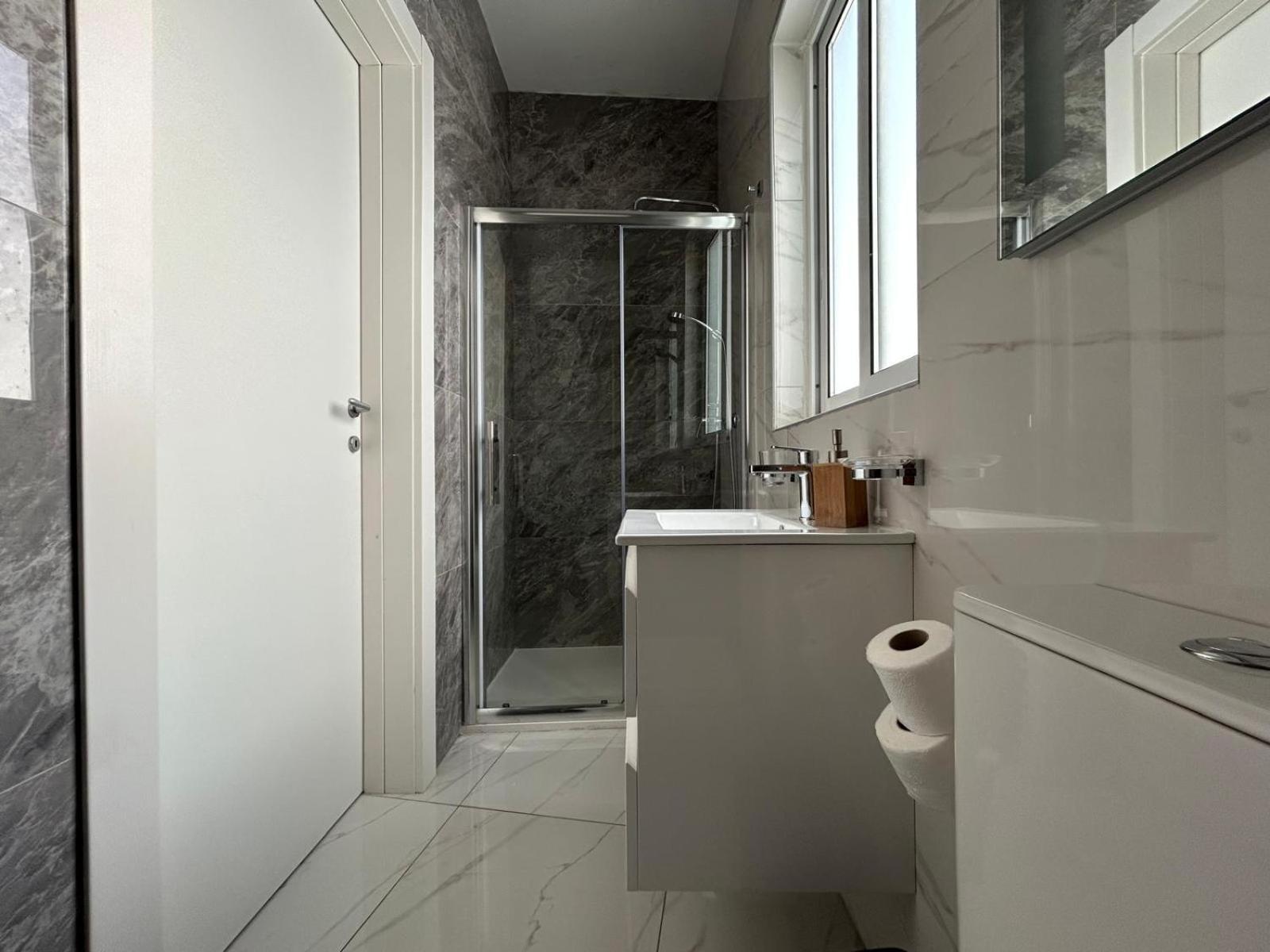 Exceptional 3-Bedroom Apartment, Sliema - Tigne Point! Esterno foto